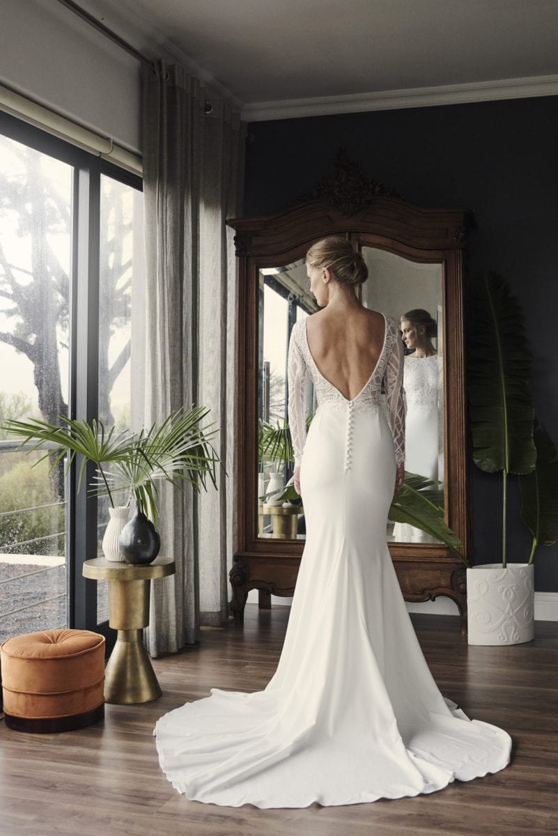 elegant custom made wedding dress